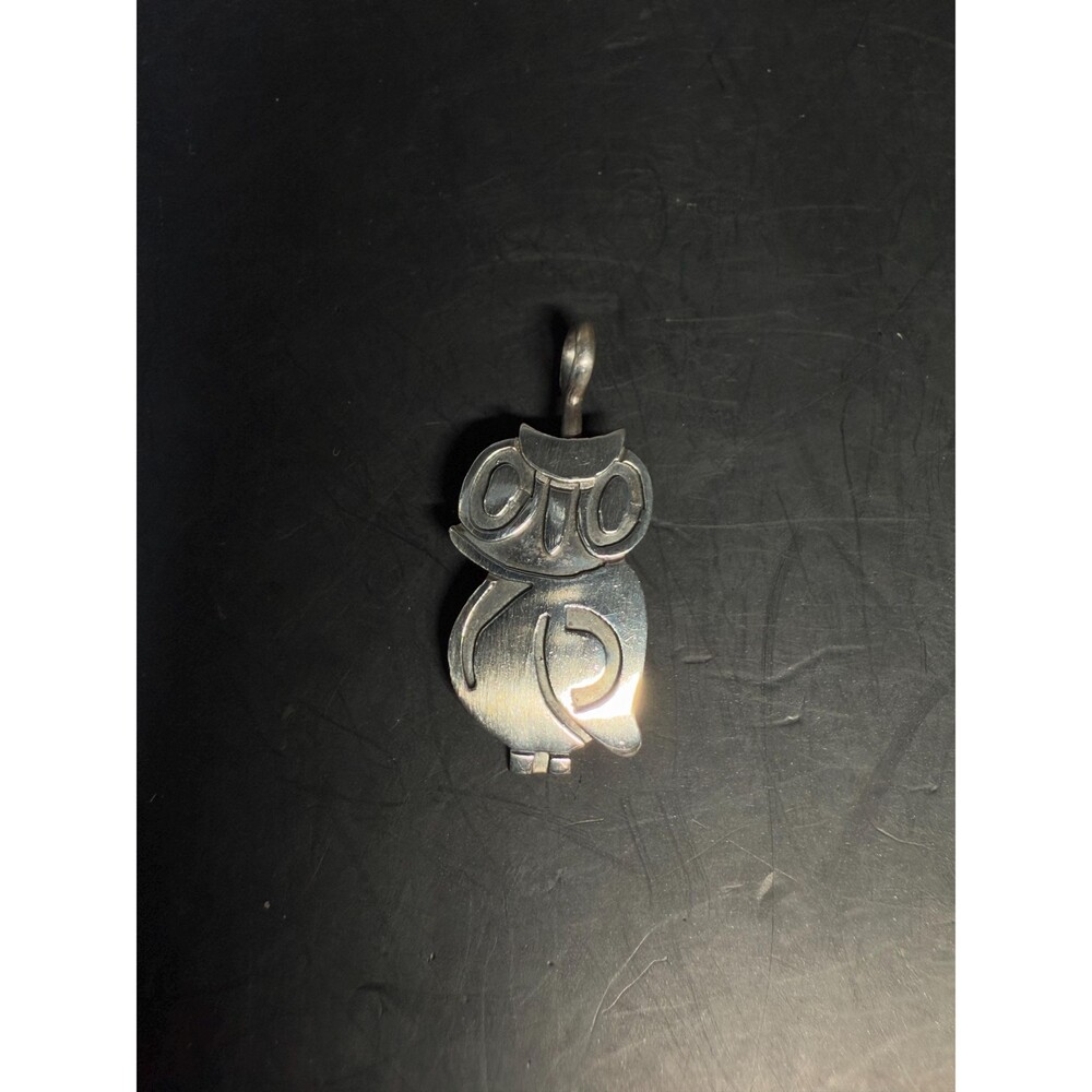 Native American Sterling Silver Owl Pendant - Picture 5 of 10